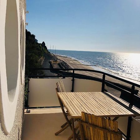 Le Paquebot Hotel Villerville Kültér fotó